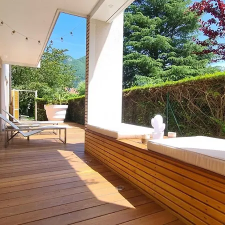 Apartment Proche Du Et Des Commerces, Neuf, Au Calme, Avec 3 Et Grande Terrasse
